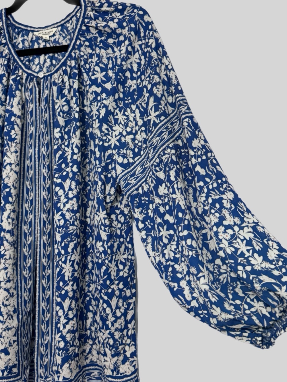 Max Studio London Blue & White Coastal Floral Boho Blouse Women’s 1X Top EUC - Picture 5 of 11